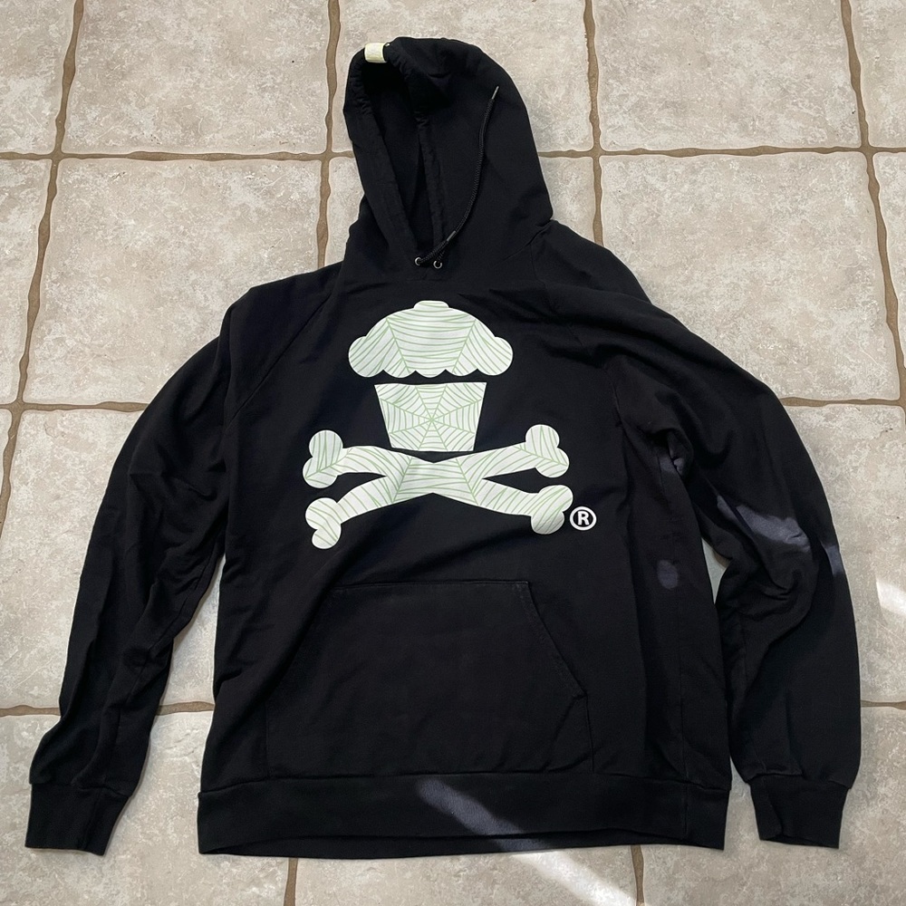 Johnny Cupcakes Glow In The Dark Spiderweb Halloween Hoodie Large
